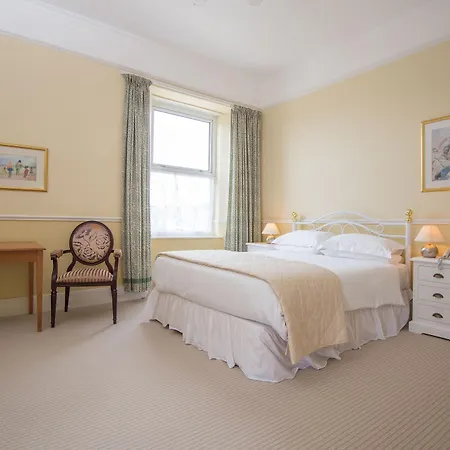 Hotel The Queens