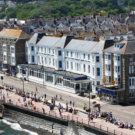 The Queens 3* Penzance